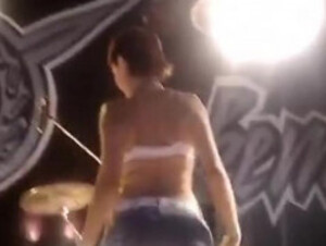 sexy girls flashing public nude rock concert striptease