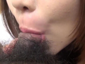 Cute Japanese girl blowjob