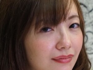 気持ち良すぎて涙が出ちゃう！父の会社で秘書をしている箱入りのお嬢さん（25歳）がえっちな撮影しちゃいました♪オモチャやオナニーでも逝きまくり色白ムチムチ超美爆乳（Gカップ）莉緒ちゃん第1章 FC2-PPV 997664